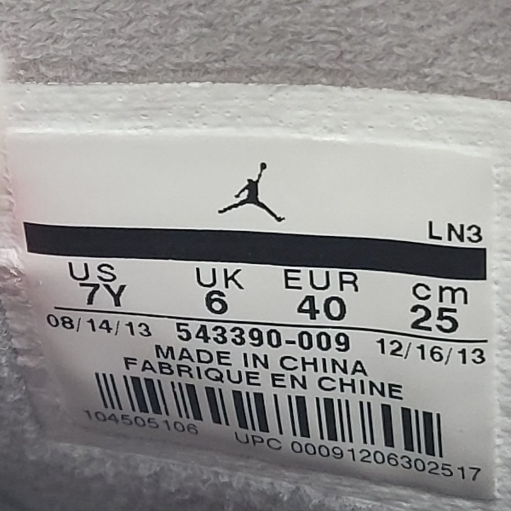 Nike Air Jordan Retro 6 GS Valentines Day Silver Youth Shoes 543390-009 US SZ 7Y - Picture 8 of 8